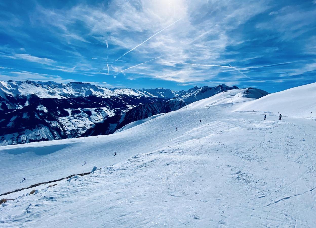 Modern Mountain Apart 2 - Directly By Skiing Area ラウリス エクステリア 写真